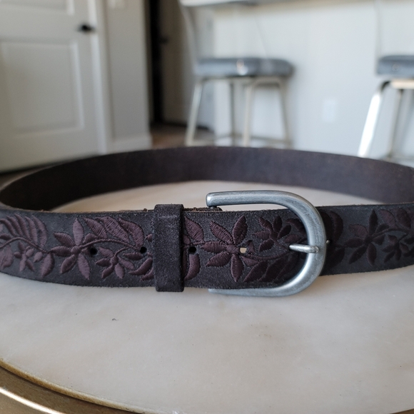 Lucky Brand Brown Leather Belt with brown floral embroidery - Picture 3 of 6